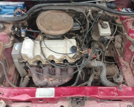 Красный Форд Сиерра, объемом двигателя 1 л и пробегом 555 тыс. км за 700 $, фото 4 на Automoto.ua