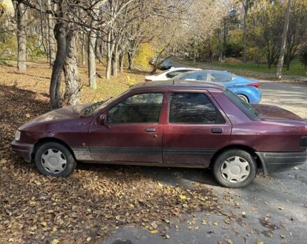 Красный Форд Сиерра, объемом двигателя 2 л и пробегом 3 тыс. км за 716 $, фото 6 на Automoto.ua