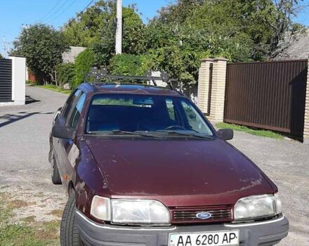 Красный Форд Сиерра, объемом двигателя 1.6 л и пробегом 250 тыс. км за 1500 $, фото 3 на Automoto.ua