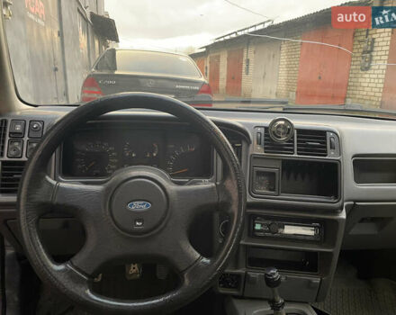 Красный Форд Сиерра, объемом двигателя 1.6 л и пробегом 150 тыс. км за 2400 $, фото 12 на Automoto.ua