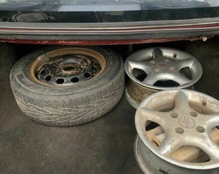 Красный Форд Сиерра, объемом двигателя 2 л и пробегом 200 тыс. км за 1500 $, фото 11 на Automoto.ua