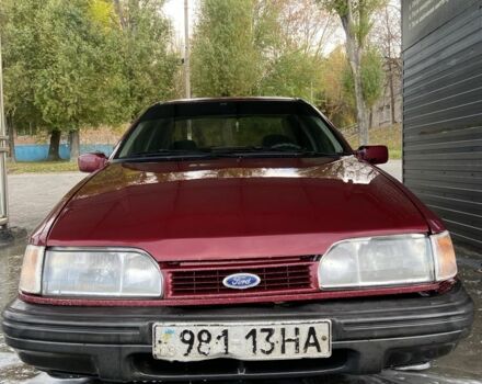 Красный Форд Сиерра, объемом двигателя 2 л и пробегом 350 тыс. км за 1100 $, фото 5 на Automoto.ua