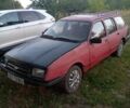 Красный Форд Сиерра, объемом двигателя 1 л и пробегом 300 тыс. км за 584 $, фото 1 на Automoto.ua