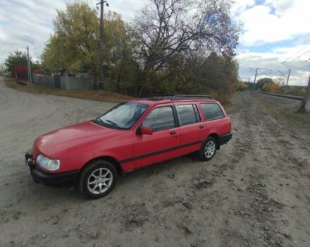 Красный Форд Сиерра, объемом двигателя 2.3 л и пробегом 250 тыс. км за 900 $, фото 1 на Automoto.ua