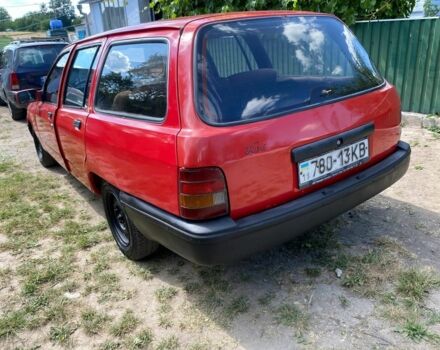 Красный Форд Сиерра, объемом двигателя 1.6 л и пробегом 999 тыс. км за 25000 $, фото 4 на Automoto.ua
