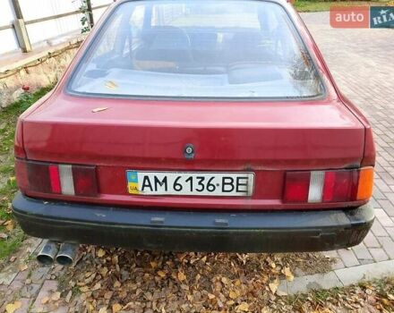 Красный Форд Сиерра, объемом двигателя 1 л и пробегом 325 тыс. км за 600 $, фото 1 на Automoto.ua
