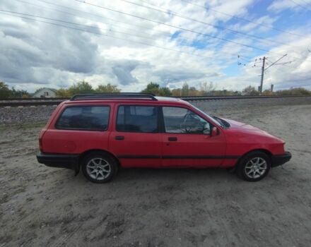 Красный Форд Сиерра, объемом двигателя 2.3 л и пробегом 250 тыс. км за 900 $, фото 2 на Automoto.ua