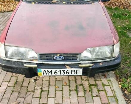 Красный Форд Сиерра, объемом двигателя 1 л и пробегом 325 тыс. км за 600 $, фото 5 на Automoto.ua