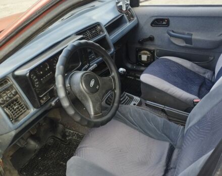 Красный Форд Сиерра, объемом двигателя 2.3 л и пробегом 250 тыс. км за 900 $, фото 4 на Automoto.ua