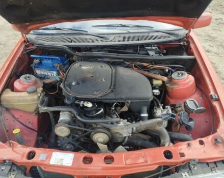 Красный Форд Сиерра, объемом двигателя 2.3 л и пробегом 250 тыс. км за 900 $, фото 7 на Automoto.ua
