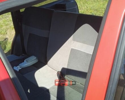 Червоний Форд Сієрра, об'ємом двигуна 2 л та пробігом 300 тис. км за 1200 $, фото 3 на Automoto.ua