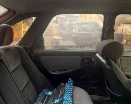 Красный Форд Сиерра, объемом двигателя 1.8 л и пробегом 195 тыс. км за 12 $, фото 6 на Automoto.ua