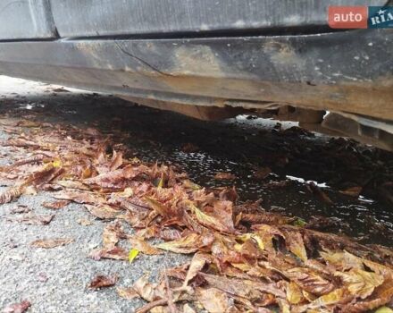 Форд Сієрра 1989 у Житомирі на Automoto.ua Червоний Форд Сієрра, об'ємом двигуна 2 л та пробігом 60 тис. км за 1196 $, фото 8 на Automoto.ua