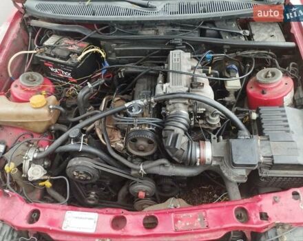 Форд Сієрра 1989 у Житомирі на Automoto.ua Червоний Форд Сієрра, об'ємом двигуна 2 л та пробігом 60 тис. км за 1196 $, фото 12 на Automoto.ua