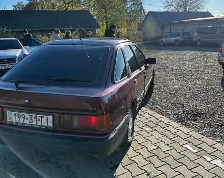 Красный Форд Сиерра, объемом двигателя 2 л и пробегом 632 тыс. км за 1350 $, фото 4 на Automoto.ua