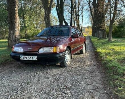 Красный Форд Сиерра, объемом двигателя 2 л и пробегом 632 тыс. км за 1350 $, фото 2 на Automoto.ua
