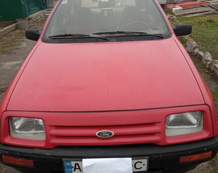 Красный Форд Сиерра, объемом двигателя 2 л и пробегом 100 тыс. км за 1536 $, фото 1 на Automoto.ua