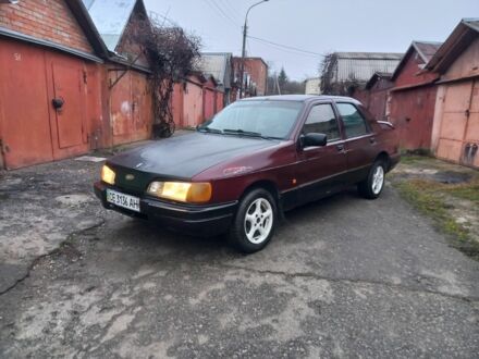 Красный Форд Сиерра, объемом двигателя 2 л и пробегом 500 тыс. км за 639 $, фото 1 на Automoto.ua