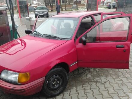 Красный Форд Сиерра, объемом двигателя 1.8 л и пробегом 200 тыс. км за 650 $, фото 1 на Automoto.ua