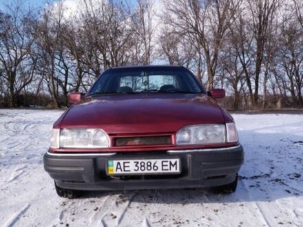 Форд Сиерра 1989 в Апостолове на Automoto.ua Красный Форд Сиерра, объемом двигателя 2 л и пробегом 777 тыс. км за 1050 $, фото 1 на Automoto.ua