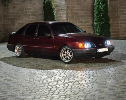Красный Форд Сиерра, объемом двигателя 2 л и пробегом 250 тыс. км за 3333 $, фото 1 на Automoto.ua