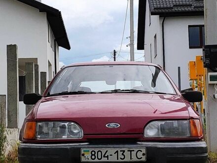 Форд Сієрра 1989 у Львові на Automoto.ua Червоний Форд Сієрра, об'ємом двигуна 2 л та пробігом 10 тис. км за 850 $, фото 1 на Automoto.ua