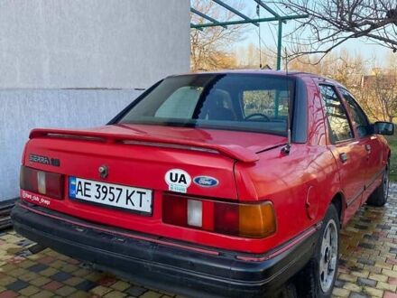 Червоний Форд Сієрра, об'ємом двигуна 1.8 л та пробігом 168 тис. км за 1200 $, фото 1 на Automoto.ua