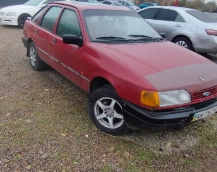 Красный Форд Сиерра, объемом двигателя 2 л и пробегом 500 тыс. км за 650 $, фото 1 на Automoto.ua