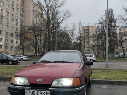 Форд Сієрра 1990 у Києві на Automoto.ua Червоний Форд Сієрра, об'ємом двигуна 2 л та пробігом 777 тис. км за 1200 $, фото 1 на Automoto.ua