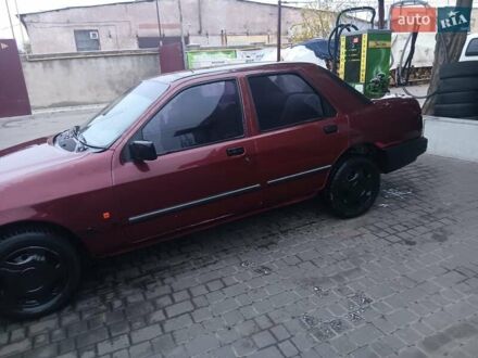 Форд Сиерра 1990 в Одессе на Automoto.ua Красный Форд Сиерра, объемом двигателя 1.6 л и пробегом 300 тыс. км за 800 $, фото 1 на Automoto.ua