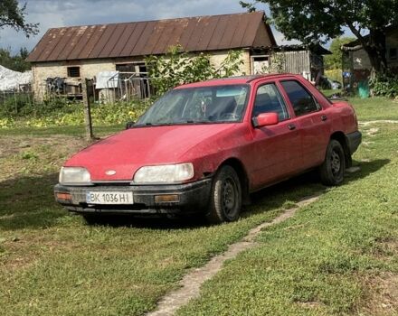 Червоний Форд Сієрра, об'ємом двигуна 1.8 л та пробігом 2 тис. км за 750 $, фото 1 на Automoto.ua
