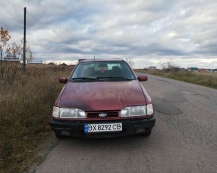 Червоний Форд Сієрра, об'ємом двигуна 2 л та пробігом 300 тис. км за 1250 $, фото 1 на Automoto.ua