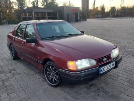 Форд Сиерра 1991 в Кривом Роге на Automoto.ua Красный Форд Сиерра, объемом двигателя 2 л и пробегом 300 тыс. км за 1700 $, фото 1 на Automoto.ua