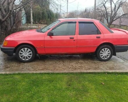 Червоний Форд Сієрра, об'ємом двигуна 2 л та пробігом 250 тис. км за 1200 $, фото 1 на Automoto.ua