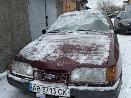 Червоний Форд Сієрра, об'ємом двигуна 2 л та пробігом 300 тис. км за 570 $, фото 1 на Automoto.ua