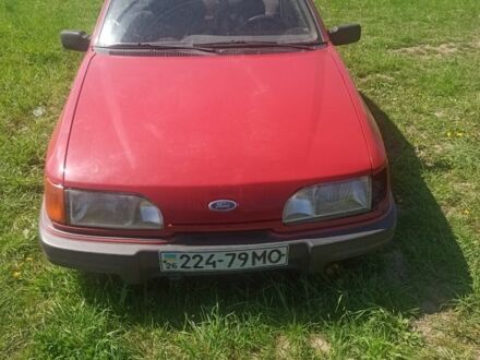 Форд Сиерра 1991 в Коломые на Automoto.ua Красный Форд Сиерра, объемом двигателя 2 л и пробегом 8 тыс. км за 550 $, фото 1 на Automoto.ua