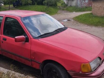 Форд Сиерра 1992 в Дрогобыче на Automoto.ua Красный Форд Сиерра, объемом двигателя 1.6 л и пробегом 450 тыс. км за 500 $, фото 1 на Automoto.ua