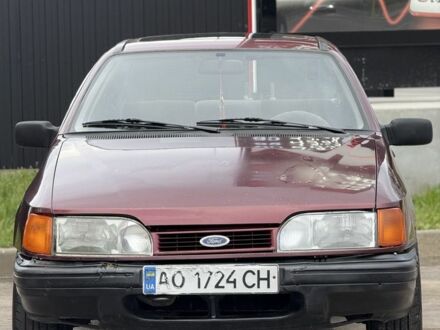 Форд Сиерра 1992 в Ужгороде на Automoto.ua Красный Форд Сиерра, объемом двигателя 2 л и пробегом 3 тыс. км за 700 $, фото 1 на Automoto.ua