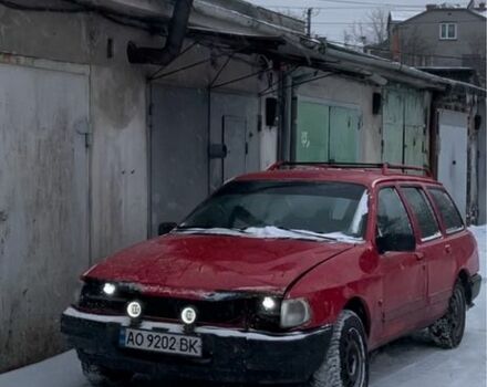 Красный Форд Сиерра, объемом двигателя 1.6 л и пробегом 200 тыс. км за 997 $, фото 1 на Automoto.ua