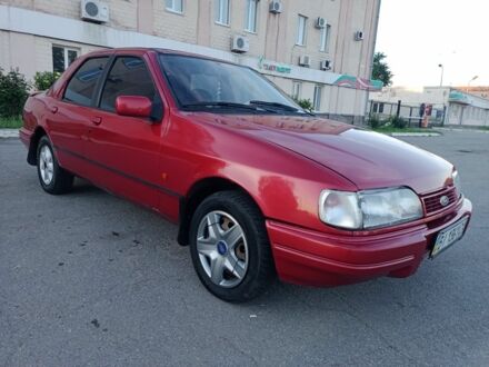Форд Сієрра 1992 у Полтаві на Automoto.ua Червоний Форд Сієрра, об'ємом двигуна 2 л та пробігом 350 тис. км за 1350 $, фото 1 на Automoto.ua