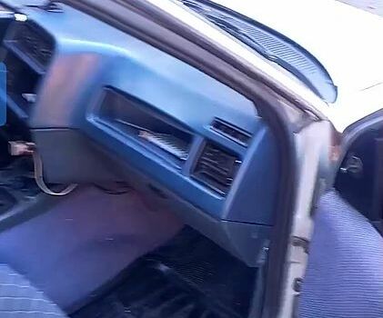 Форд Сиерра, объемом двигателя 1.8 л и пробегом 0 тыс. км за 1100 $, фото 5 на Automoto.ua