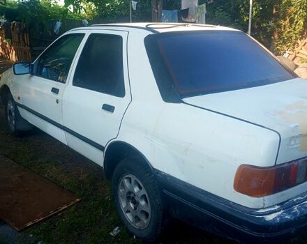 Форд Сиерра, объемом двигателя 1.6 л и пробегом 0 тыс. км за 950 $, фото 2 на Automoto.ua