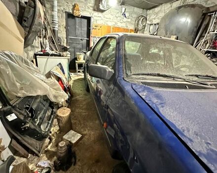 Форд Сиерра, объемом двигателя 1.8 л и пробегом 452 тыс. км за 900 $, фото 2 на Automoto.ua