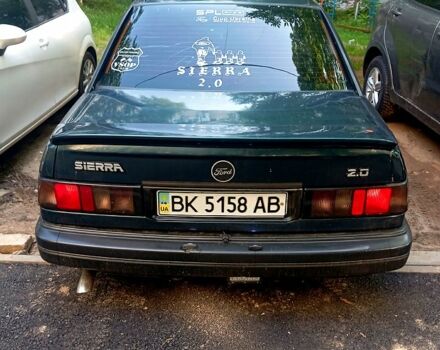 Форд Сиерра, объемом двигателя 2 л и пробегом 200 тыс. км за 1300 $, фото 4 на Automoto.ua