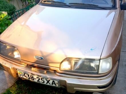 Форд Сиерра, объемом двигателя 2 л и пробегом 210 тыс. км за 1500 $, фото 1 на Automoto.ua