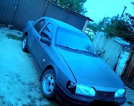 Форд Сієрра, об'ємом двигуна 2 л та пробігом 0 тис. км за 1650 $, фото 1 на Automoto.ua