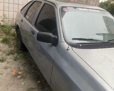 Сірий Форд Сієрра, об'ємом двигуна 1.6 л та пробігом 200 тис. км за 800 $, фото 4 на Automoto.ua