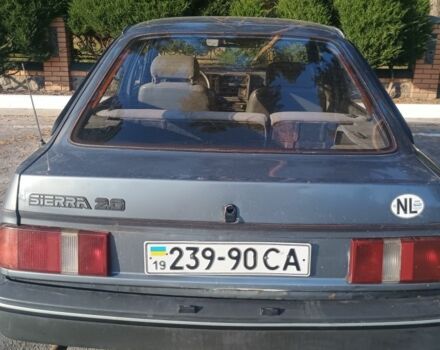 Серый Форд Сиерра, объемом двигателя 2 л и пробегом 48 тыс. км за 1250 $, фото 2 на Automoto.ua
