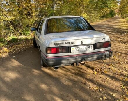 Серый Форд Сиерра, объемом двигателя 2 л и пробегом 240 тыс. км за 1250 $, фото 1 на Automoto.ua
