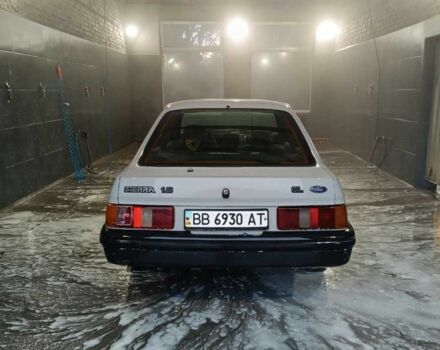 Серый Форд Сиерра, объемом двигателя 1.6 л и пробегом 874 тыс. км за 1100 $, фото 3 на Automoto.ua